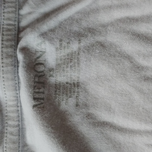 Shirt - Picture 4 of 4